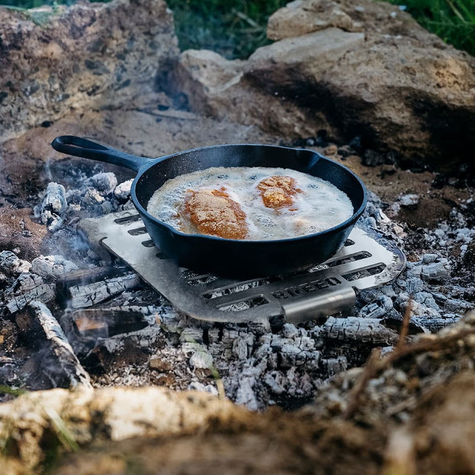 Breeo 304 Skillet Rest