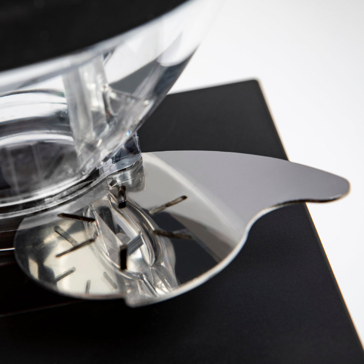 Refurbished Eureka Oro Mignon Single Dose Grinder - Black