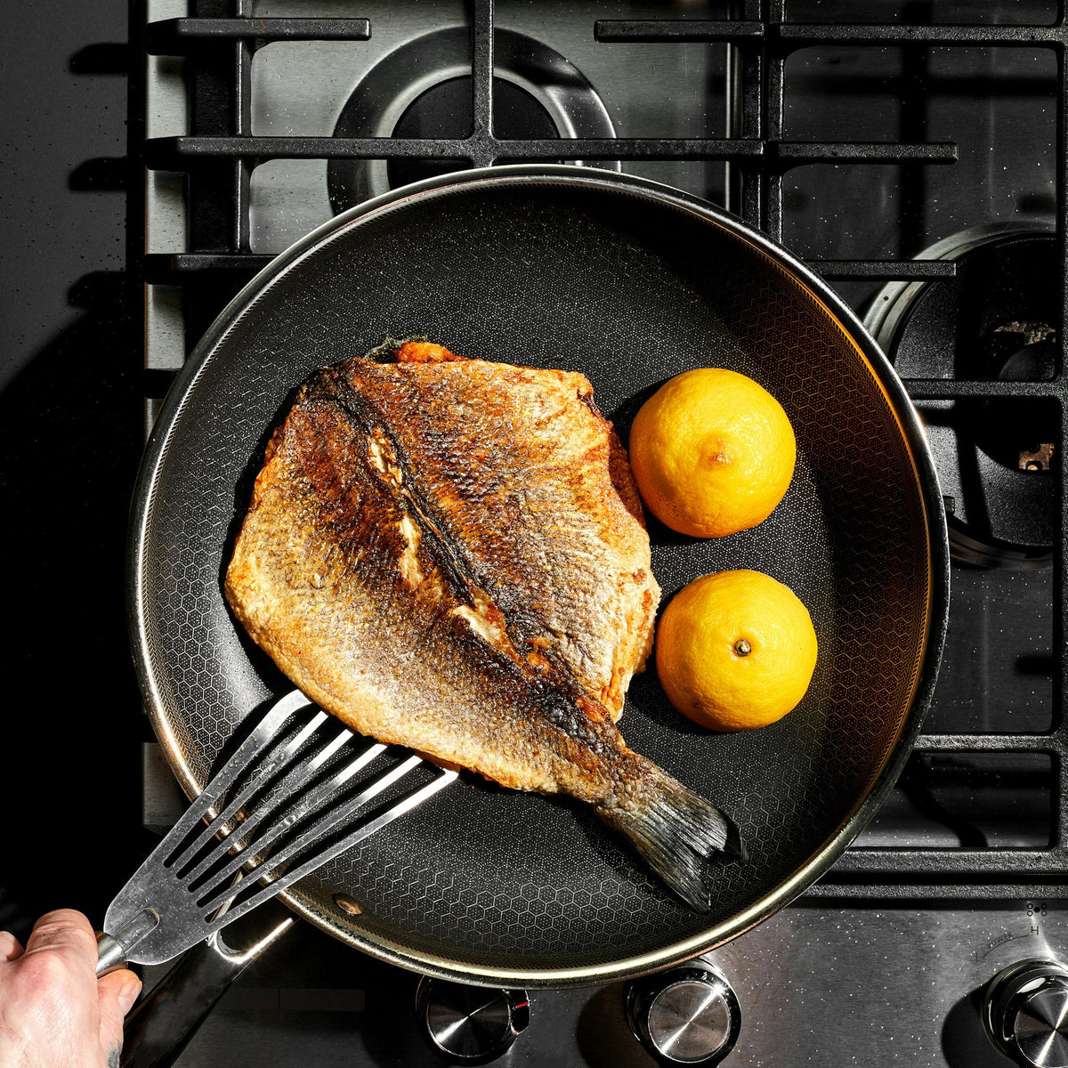 Hybrid Fry Pan with Lid, 12"