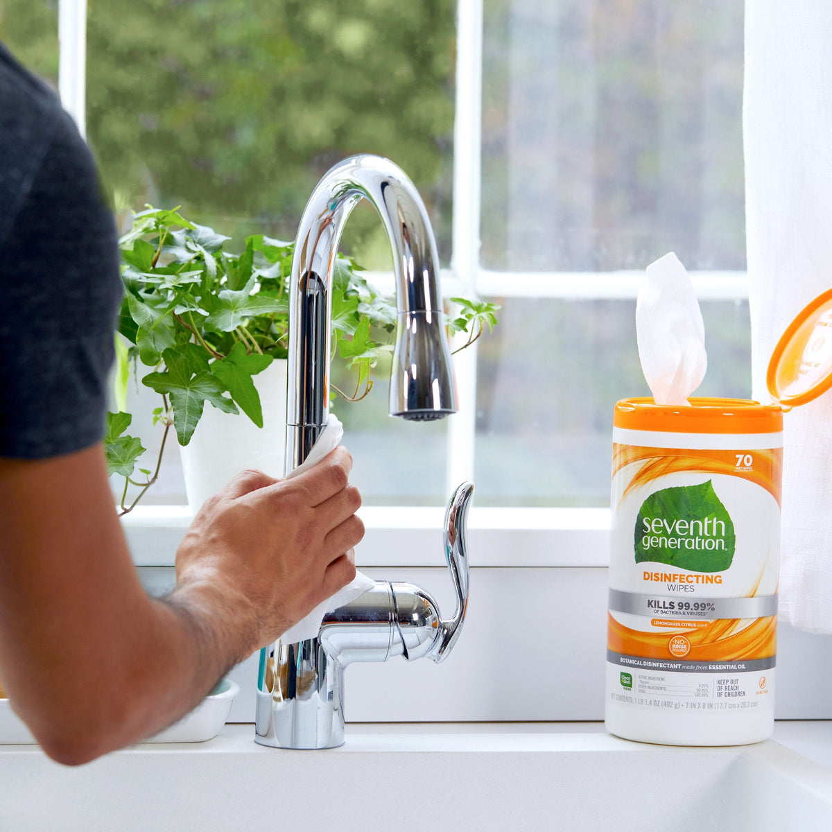 Multi-Surface Disinfecting Wipes
